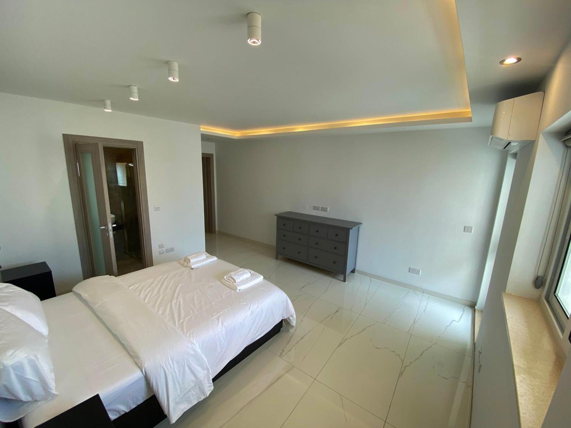 Tigne Sliema Three Bedrooms Apartment Εξωτερικό φωτογραφία