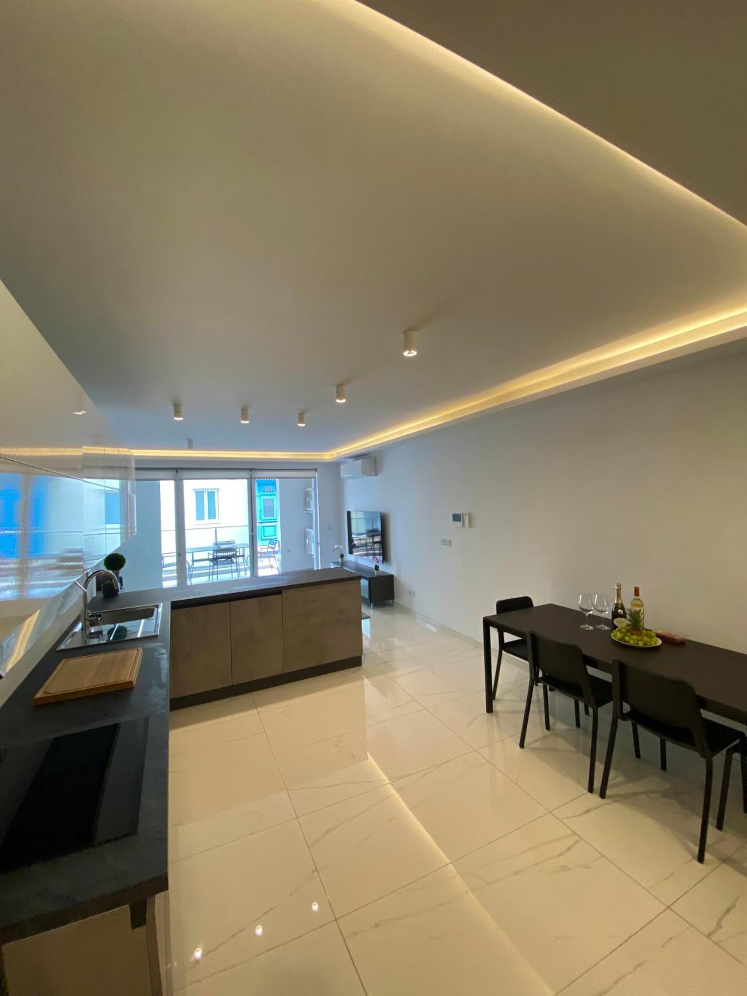 Tigne Sliema Three Bedrooms Apartment Εξωτερικό φωτογραφία